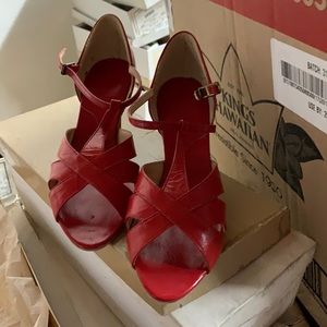 Ballroom shoes size 4 new!